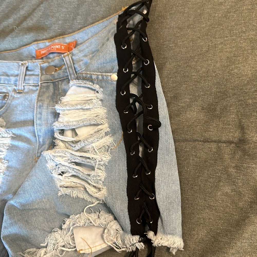 High Rise Distressed Shorts - Picture 4 of 5